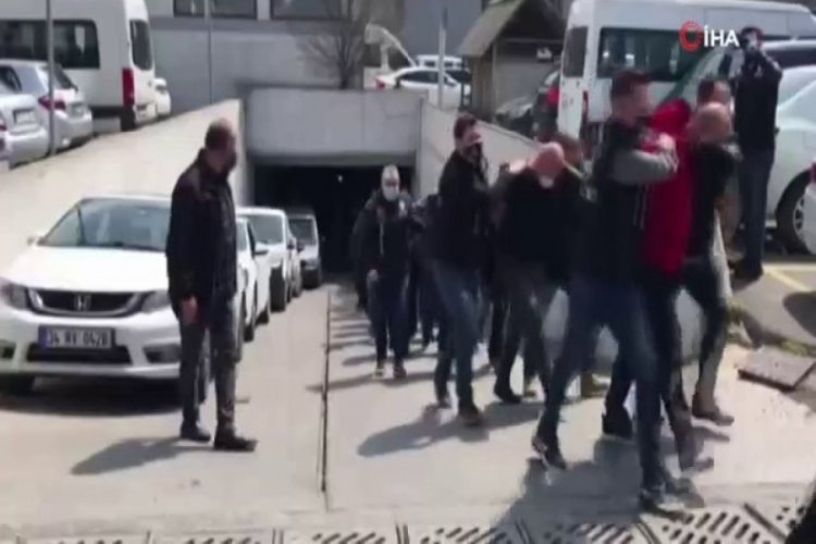 Sedat Peker operasyonunda g&ouml;zaltına alınan 49 kişi adliyeye sevk edildi