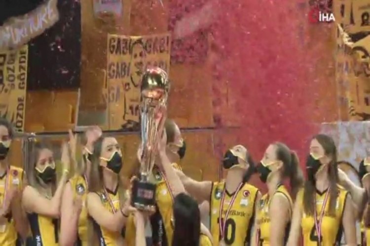 VakıfBank, Sultanlar Ligi'nde 12. kez şampiyon