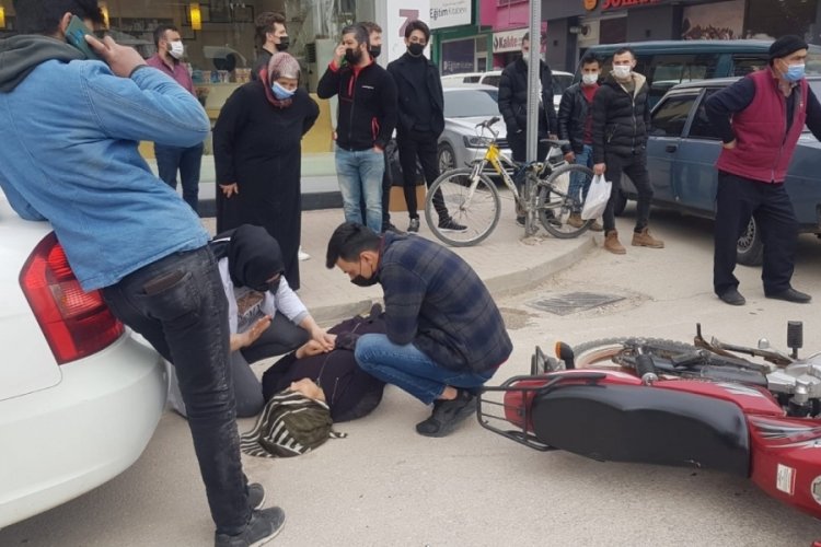 Bursa İneg&ouml;l'de yaralanan annesinin başından ayrılmadı