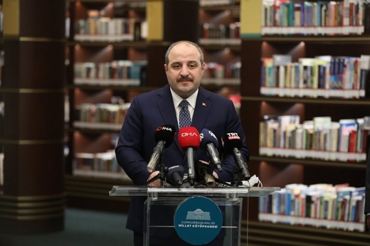 Bakan Varank, VLP temelli aşının insan klinik denemelerinin Faz 1 aşamasına g&ouml;n&uuml;ll&uuml; oldu