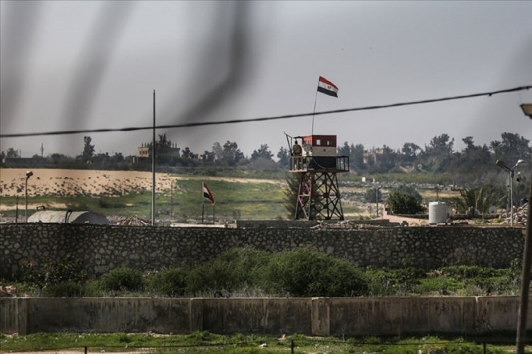 Mısır ordusu, Gazze Şeridi sınırındaki 5 tüneli yıktı