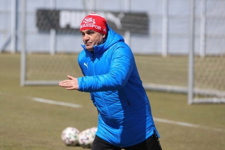 Rıza &Ccedil;alımbay'ın Beşiktaş şanssızlığı!