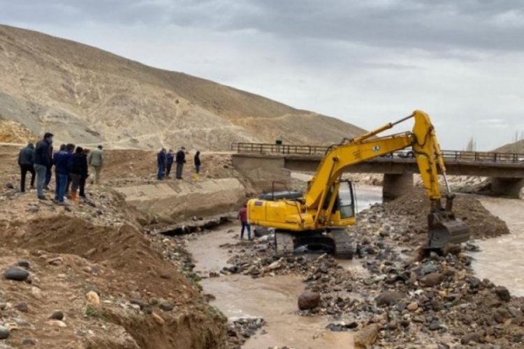 Murat Nehri'ne düşen 6 yaşındaki İpek'in cansız bedeni bulundu