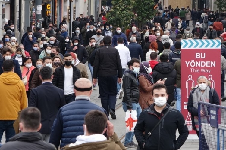Koronavir&uuml;s tedbirlerine uymamak kul hakkına giriyor!