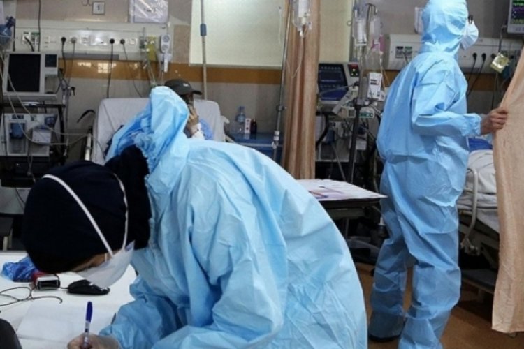 İran'da g&uuml;nl&uuml;k vefat sayısı 400 sınırında