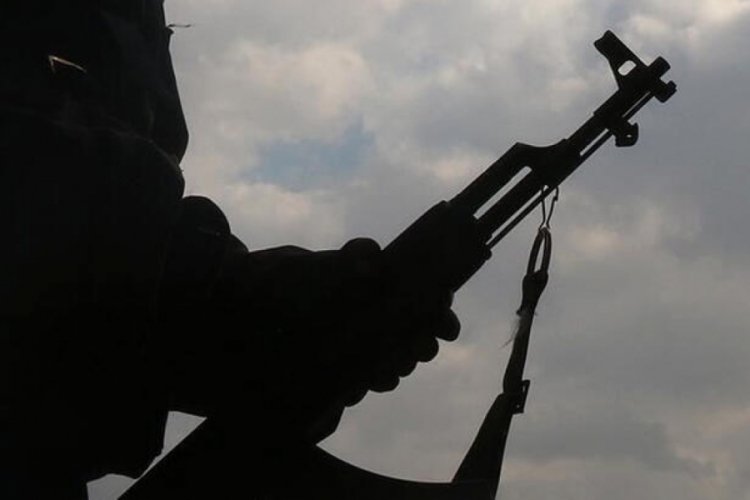 PKK'lı ter&ouml;rist ikna yoluyla teslim oldu