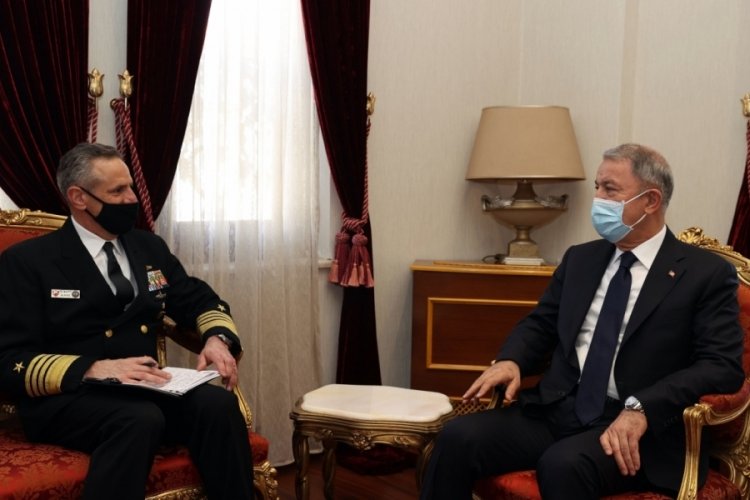 Bakan Akar, Burke ve Satterfield'i kabul etti