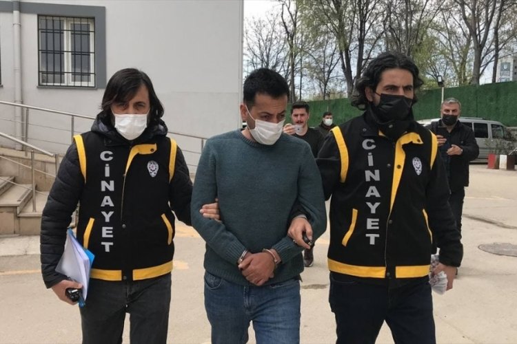 Bursa'da ayrı yaşadığı eşini kurşunlayarak &ouml;ld&uuml;ren cani koca tutuklandı
