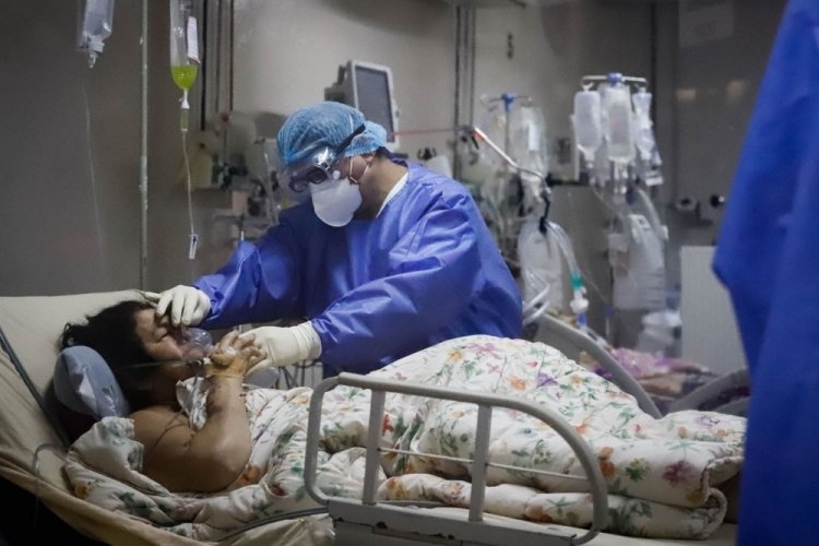 Almanya'da son 24 saatte korona vir&uuml;sten 331 kişi &ouml;ld&uuml;