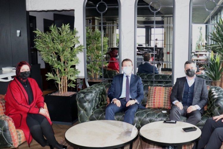 Bursa Milletvekili Kılı&ccedil; turizmcileri dinledi