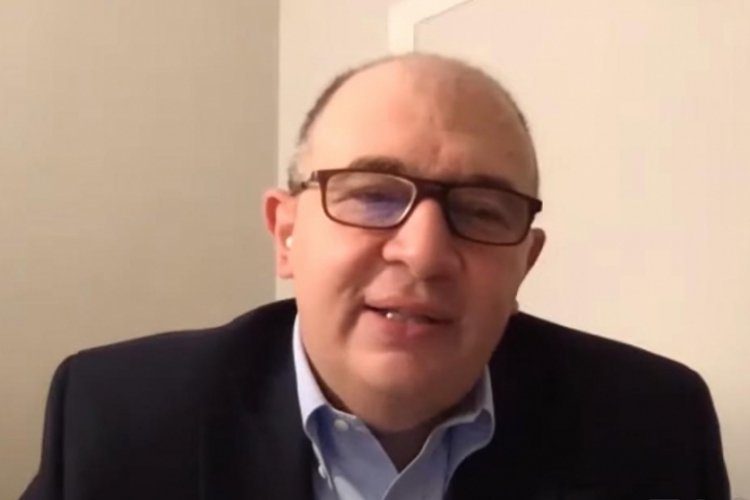 &Ccedil;ocuklarda aşılama yapılmalı mı? Ateş Kara'dan &ouml;nemli a&ccedil;ıklama