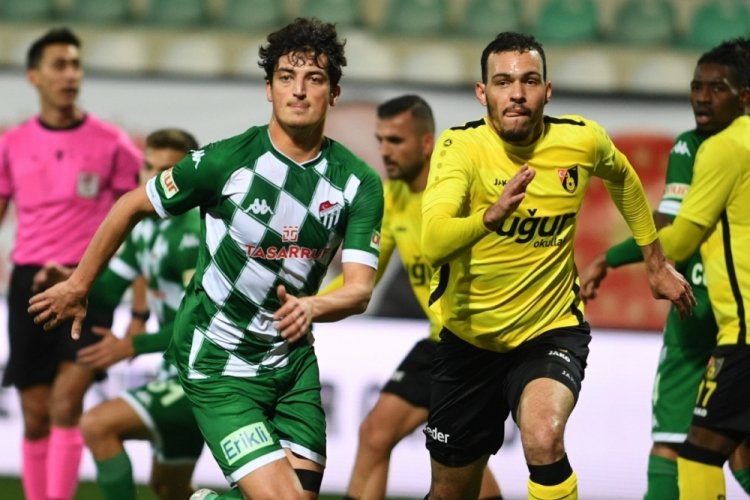 Timsah 8 ma&ccedil;tır İstanbulspor'a yenilmiyor