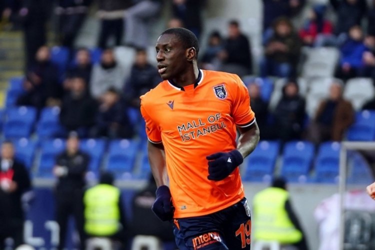 Başakşehir'de Demba Ba ile yollar ayrıldı