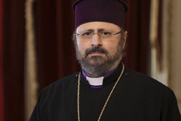 Ermeni Patriği: Acımızın politikaya alet edilmesi bizi &uuml;z&uuml;yor