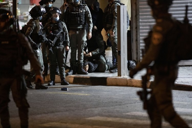 İsrail polisi yine Doğu Kud&uuml;s'te Filistinlilere m&uuml;dahale etti: 8 yaralı