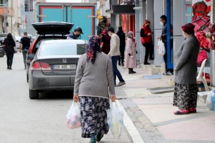 Evinden uzak marketlere gidenlere ceza kesildi