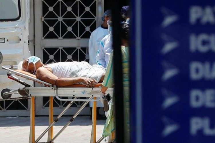 Hindistan'dan d&uuml;nyaya yardım &ccedil;ığlığı
