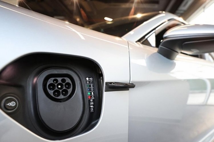Kovid-19 salgını elektrikli otomobil pazarına ivme kazandıracak