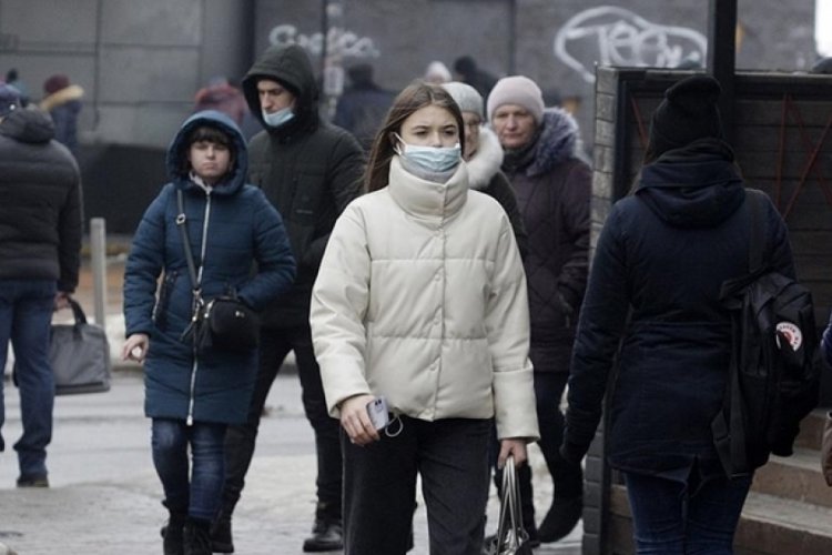 D&uuml;nya genelinde g&uuml;nl&uuml;k koronavir&uuml;s vaka rekoru kırıldı