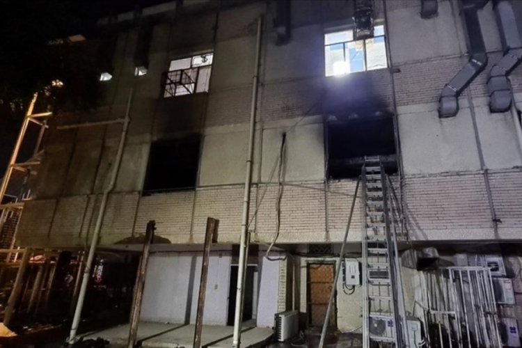 Koronavir&uuml;s hastanesinde yangın: Onlarca &ouml;l&uuml; var