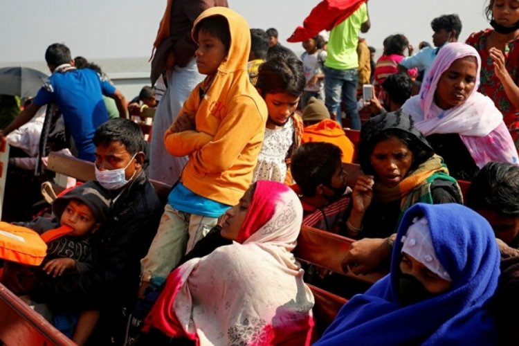 Rohingya kadınlarının cinsel saldırılardan kaçmak için bindiği tekne 2 aydır kayıp