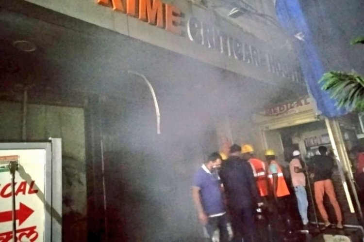 Hindistan'da hastanede yangın: 4 hasta öldü