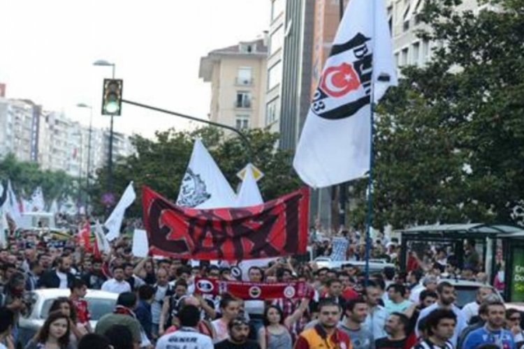 Gezi Parkı olaylarında Çarşı'nın yer aldığı 35 sanıklı dava Yargıtay'da bozuldu