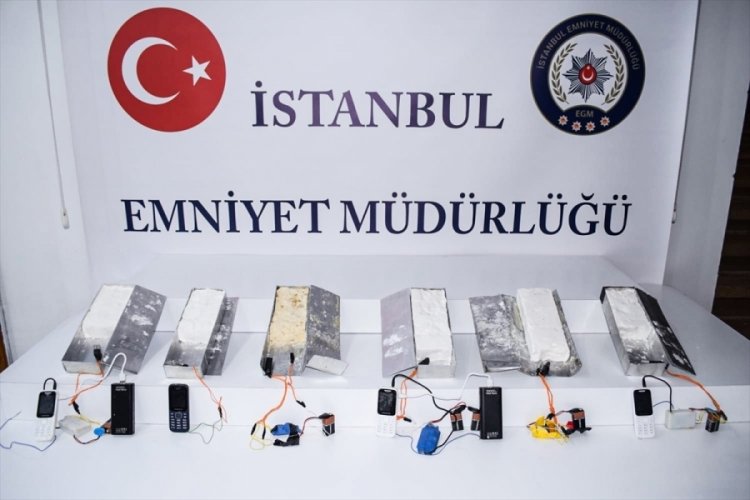 5 kilogram ağırlığında 6 plastik patlayıcı ele ge&ccedil;irildi