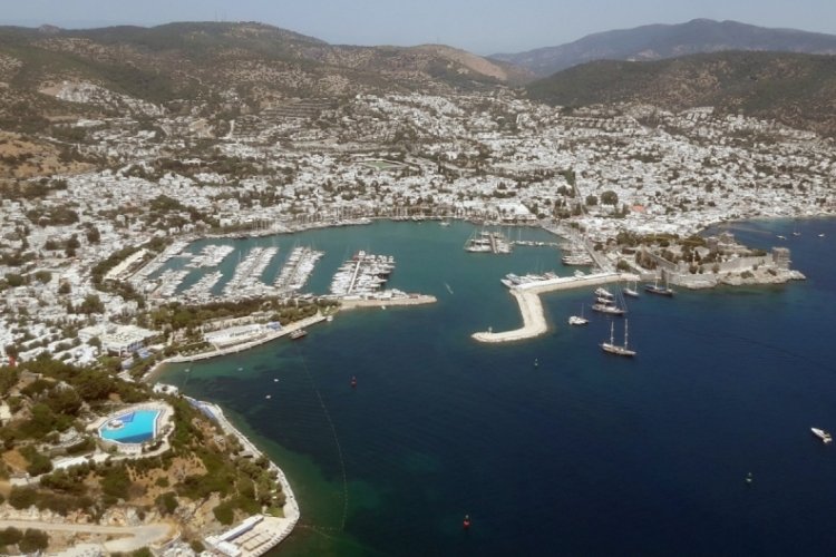 Sahte tapu ile 25 milyon TL'lik villaları satmaya &ccedil;alıştılar
