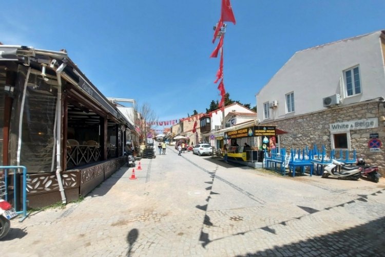 &Ccedil;eşme tam kapanmada beklenen ilgiyi g&ouml;rmedi