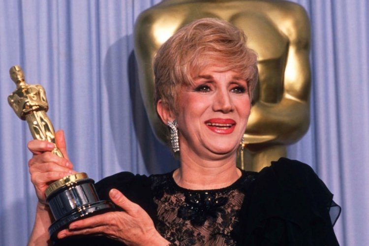 Oscar ödüllü oyuncu hayatını kaybetti
