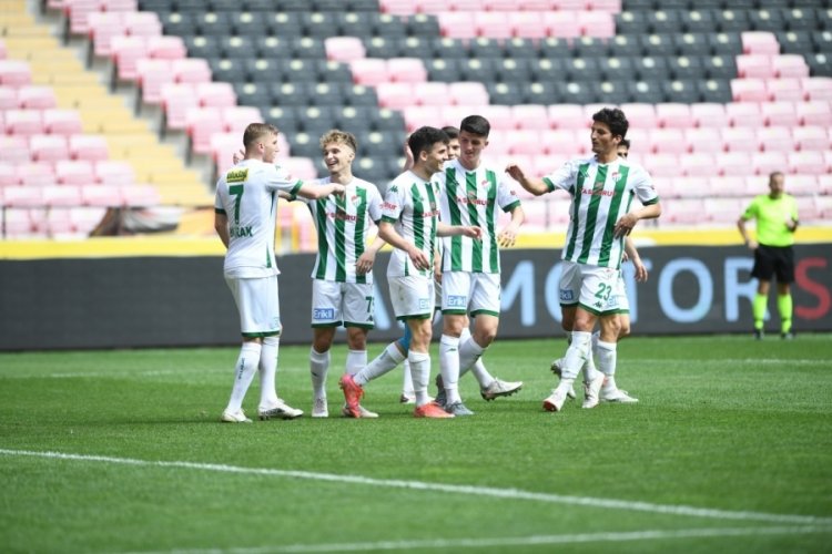 Timsah 5 yıl sonra 5 gol attı