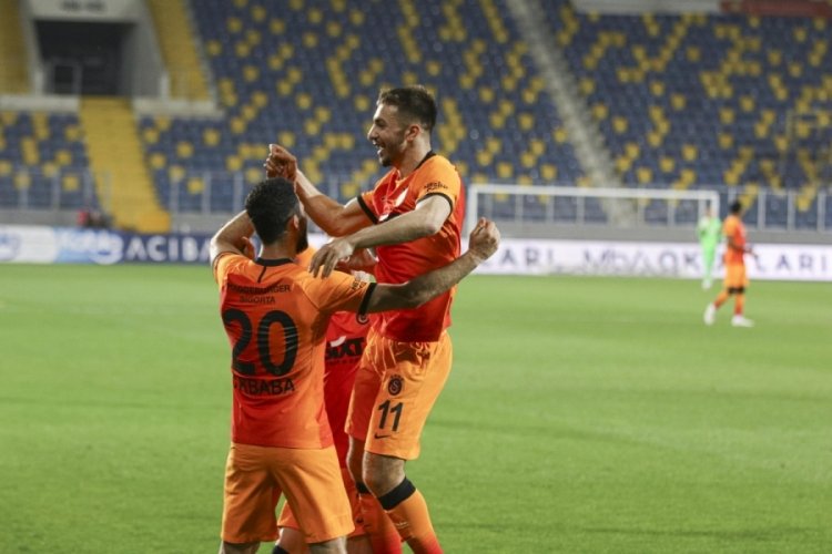 Galatasaray'da parola 6'da 6'yı tutturmak
