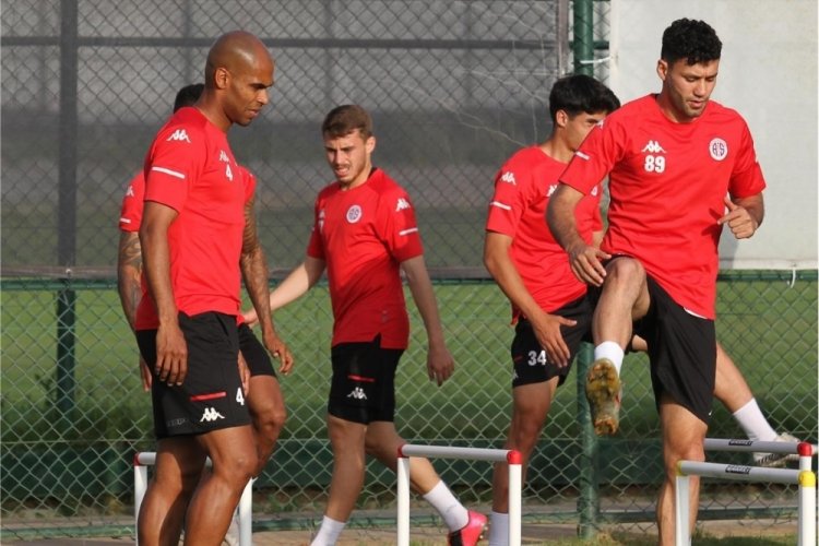 Antalyaspor, sezonun son deplasmanından puan hedefliyor