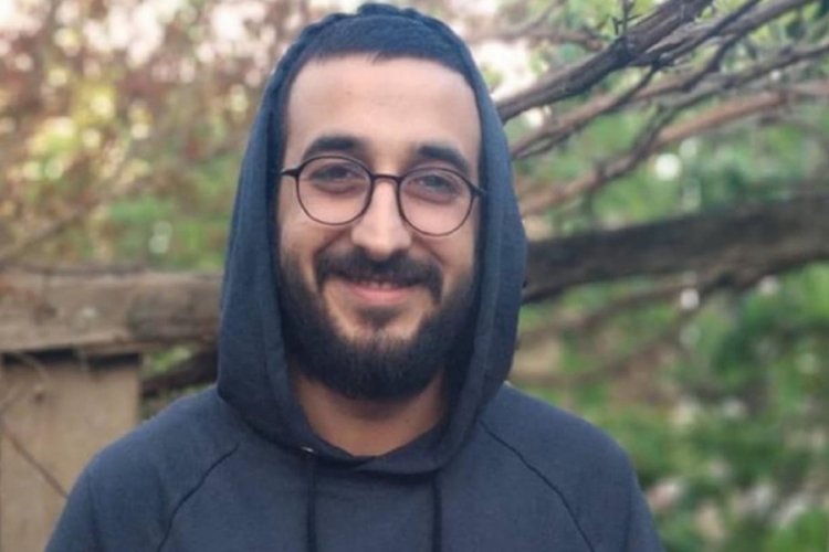 D&uuml;şen terliklerini almak i&ccedil;in atladığı denizde boğularak can verdi