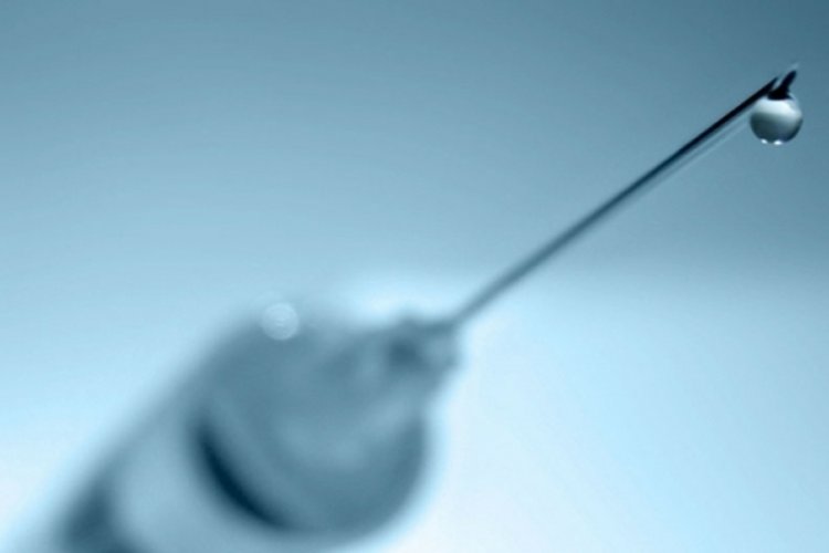 40 yaş &uuml;st&uuml; avukatların aşılanmasına başlandı