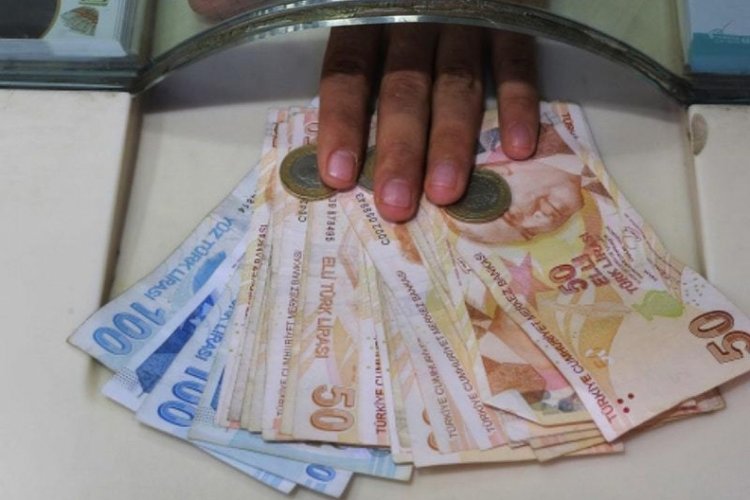 Emeklilerin bayram ikramiyeleri bug&uuml;n &ouml;denmeye başlıyor