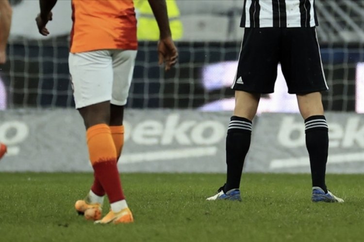 Galatasaray evinde sıkıntılı, Beşiktaş deplasmanda iyi