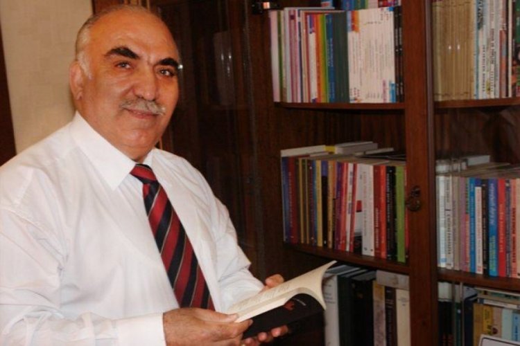 Usta edebiyat&ccedil;ı koronavir&uuml;se yenik d&uuml;şt&uuml;