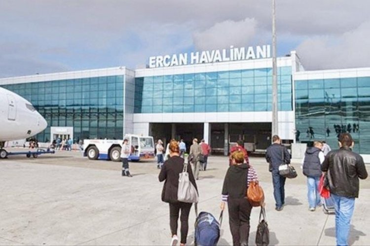 Ercan havalimanında isim değişikliği şehit ailesini &uuml;zd&uuml;! 'Babamızın adını silmeyin'