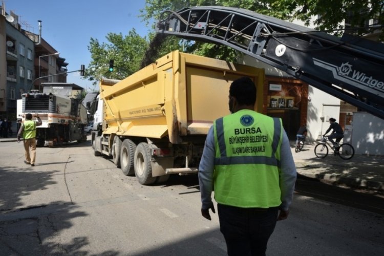 Bursa Profes&ouml;r Tezok Caddesi sil baştan yenileniyor