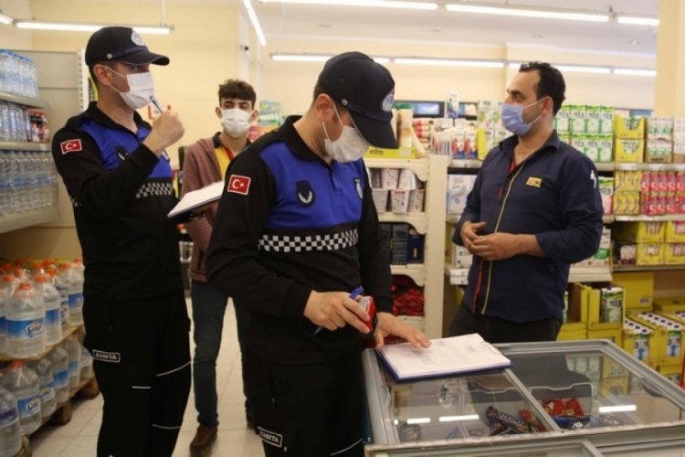 Bursa'da zabıtadan s&uuml;per marketlere yasaklı &uuml;r&uuml;n satışı denetimi