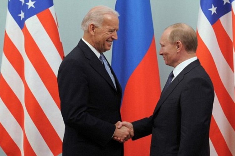 Biden: Putin ile g&ouml;r&uuml;şebileceğimize eminim ancak yer ve zaman belli değil