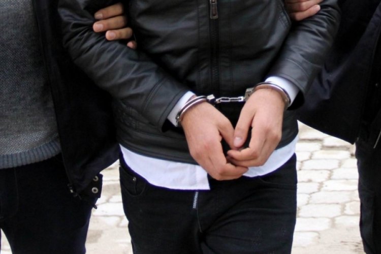 Halk ekmek büfesini yakan şüpheli gözaltına alındı