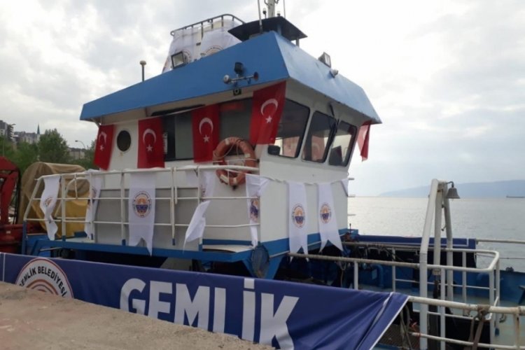 Bursa Gemlik Belediyesi, deniz kirliliği için gemi kiraladı