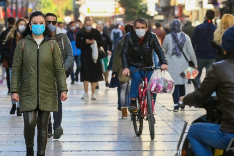 İzmir'de tam kapanmada 14 bin kişiye 34 milyon TL ceza uygulandı