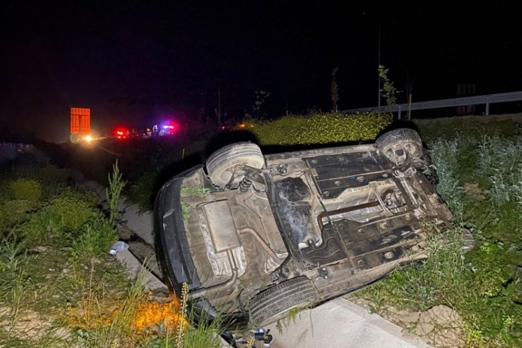 Domuza &ccedil;arpan otomobil takla attı: 6 yaralı