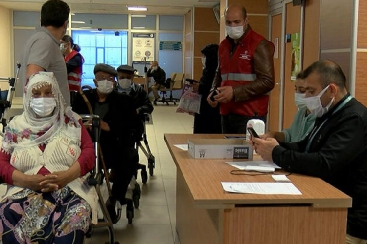 Aşı ikna ekibi devreye girdi, 65 yaş &uuml;st&uuml; aşılanma oranı arttı!