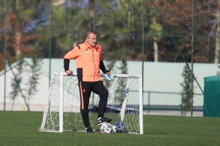 Abdullah Avcı, sezonu yenilgisiz tamamlamayı hedefliyor