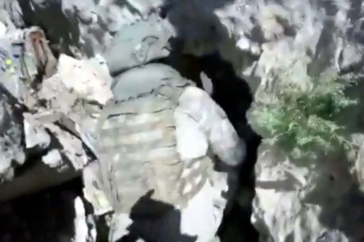 Irak'ın kuzeyinde 4 odalı mağara imha edildi